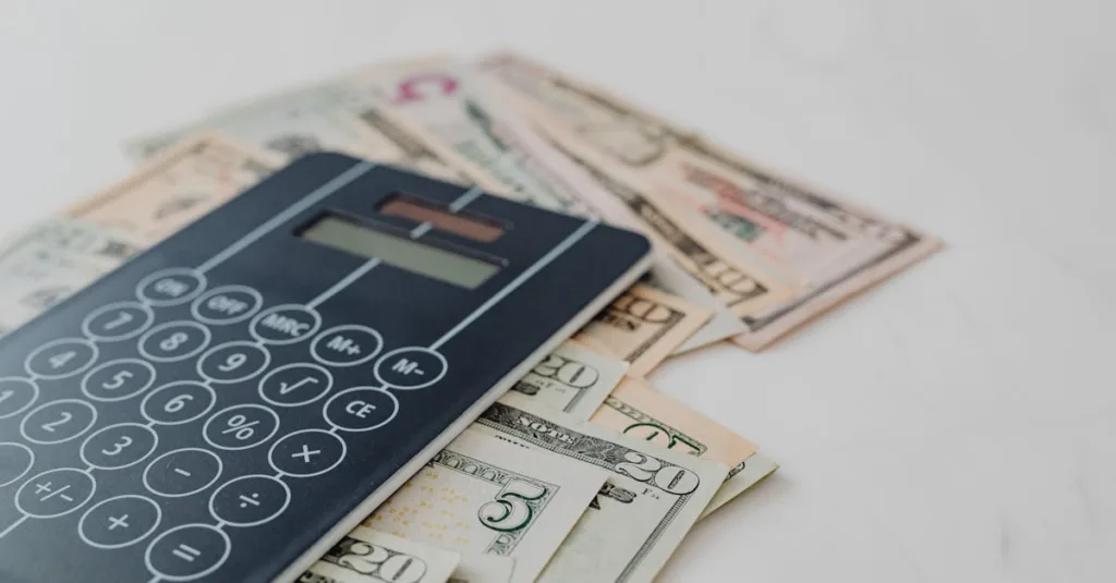 découvrez les méthodes d'évaluation adaptées aux biens immobiliers générant des revenus irréguliers, pour une estimation précise et fiable.