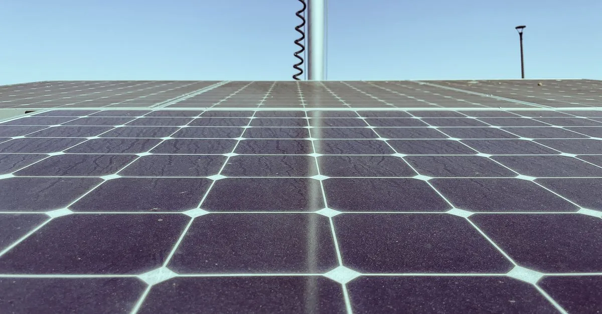découvrez nos panneaux solaires de haute qualité pour une énergie propre et renouvelable, adaptés à tous vos besoins domestiques et professionnels.